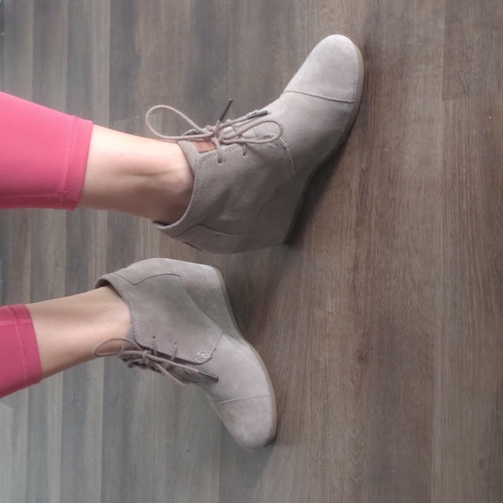 Toms booties